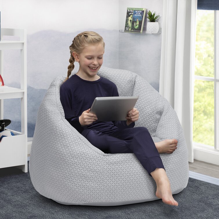 Kids best sale fluffy chair